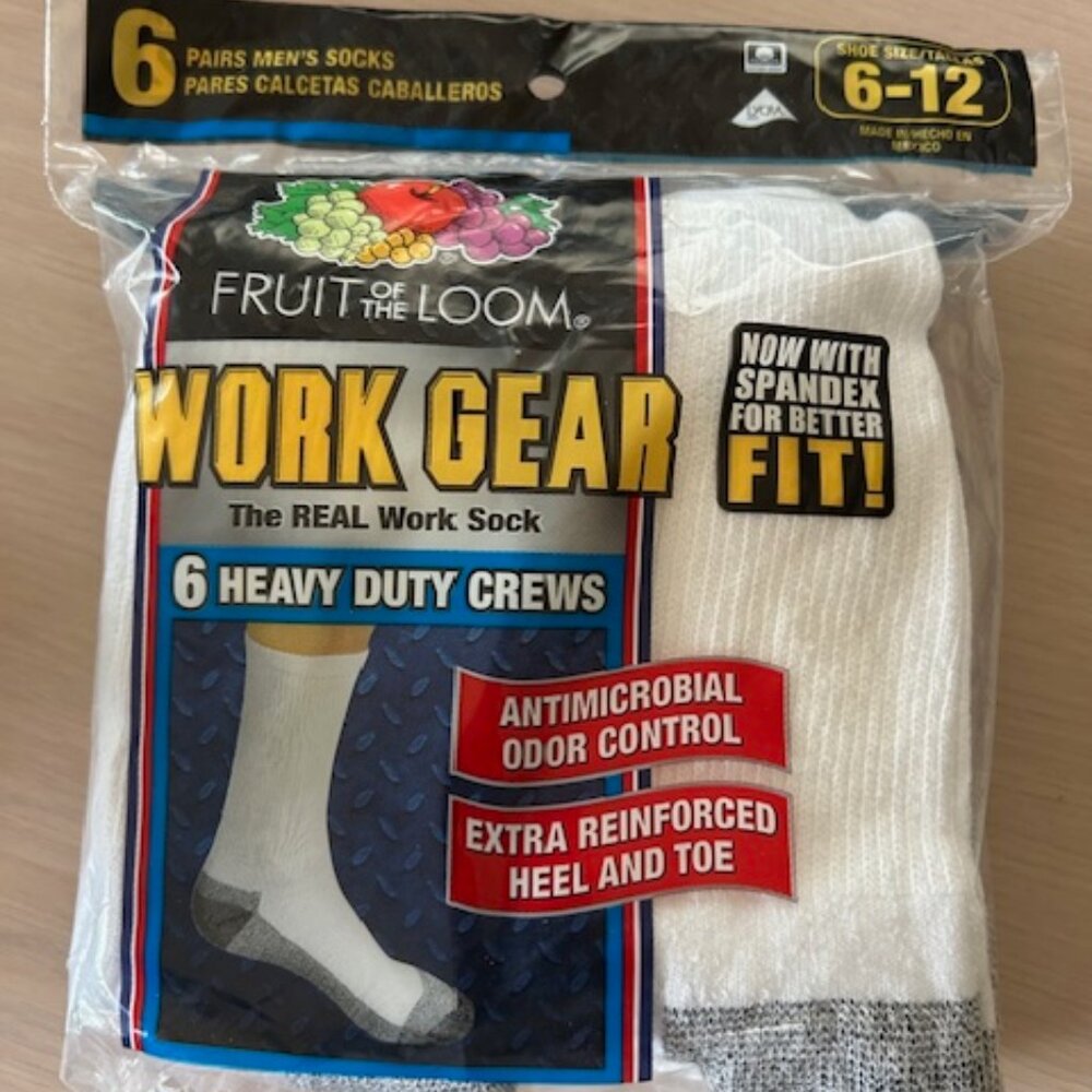 Fruit of the Loom Men's Heavy Duty crew socks